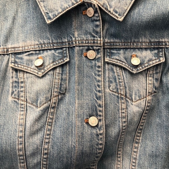 Gap jean jacket medium wash - Picture 4 of 5